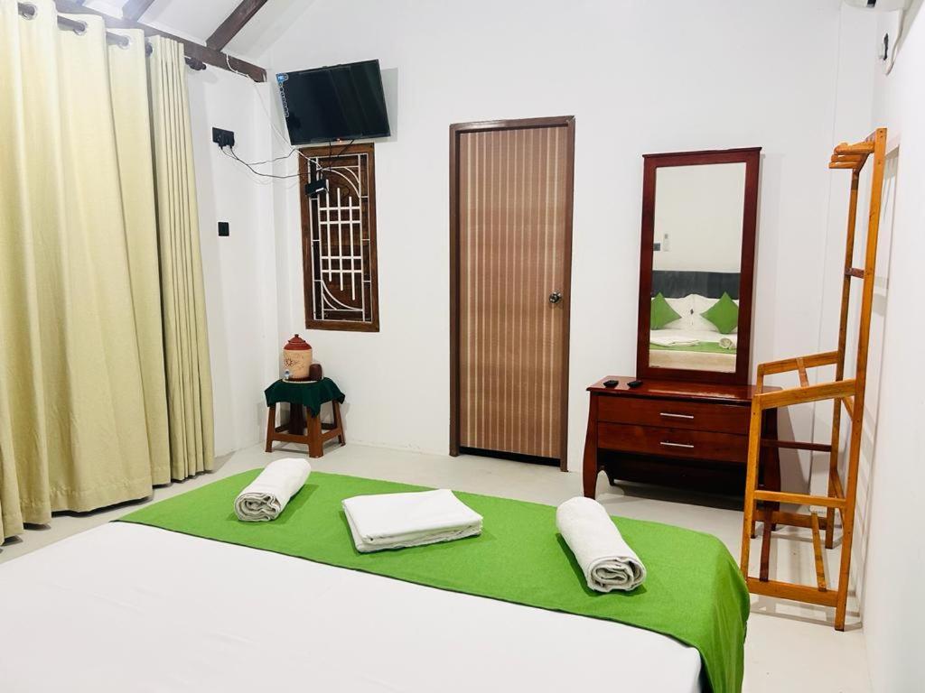 Palm Beach Resort Ceylon Jaffna Esterno foto